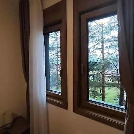 Pine & Peak Apartamento